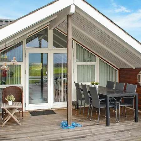 Nice In W/ 3 Bedrooms Feriehus *