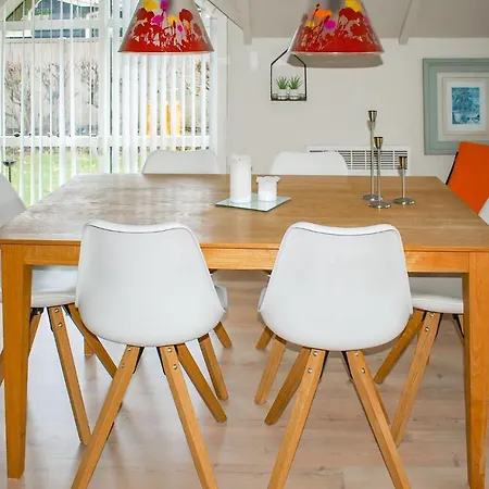 Nice In W/ 3 Bedrooms Feriehus *