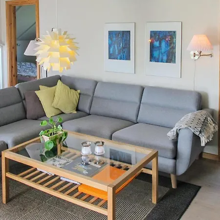 Feriehus Nice In W/ 3 Bedrooms *
